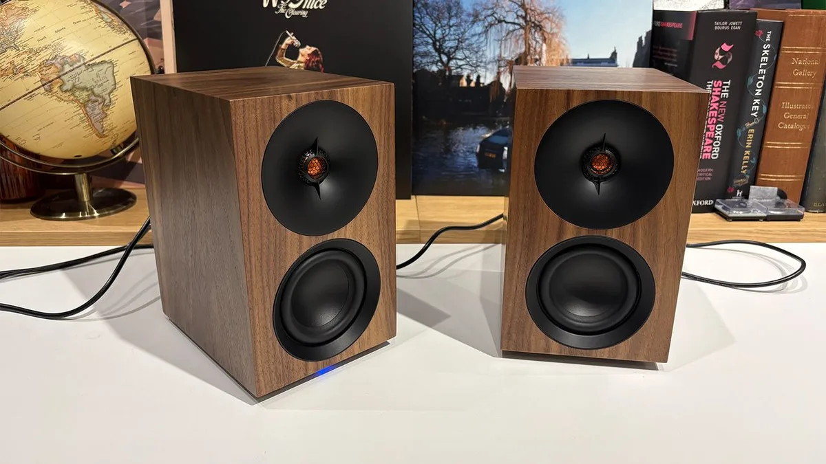  Cambridge Audio L/R S 