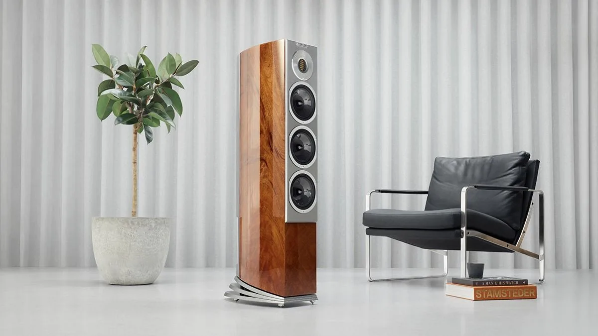  Audiovector bills its latest high-end loudspeakers as the “sweet spot” between sonic performance and refined design  