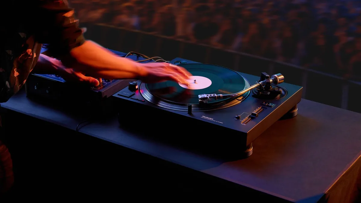  Technics’ new turntable was designed with help from DJs and sound engineers 