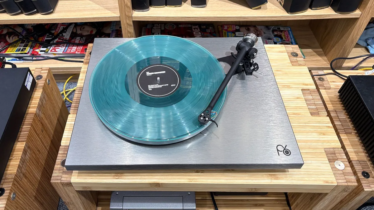  Rega Planar 6 RS Edition 