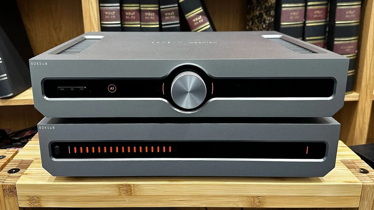  Roksan Caspian 4G Streaming Pre-Amplifier/Caspian 4G Power Amplifier 