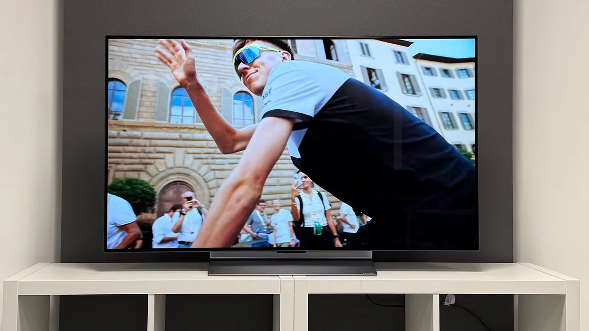  Upgrading to OLED on a budget for the World Cup? This five-star LG TV with £618 off is one to watch 