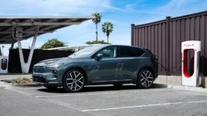 Volvo åbner for Tesla-ladere i Europa: Her får elbilister adgang til 20.000 nye lynladere