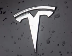 Sverige og Danmark bremser mulig Tesla FSD-godkendelse i EU