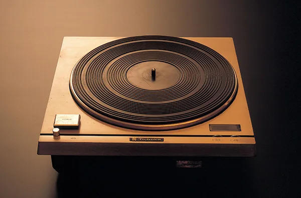 Spin Doctor #39: The History of the Technics SL-1200 Turntable
