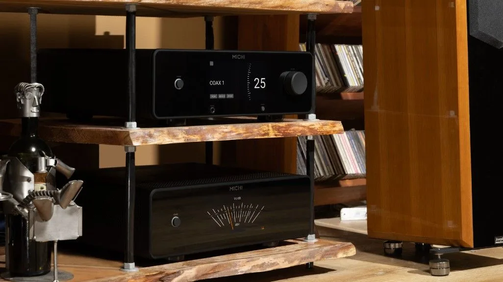  Double drop! Rotel expands its premium Michi portfolio with a new stereo amplifier and preamplifier 