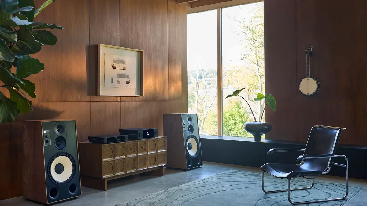  JBL's new flagship Classic Series speakers are for "serious music listeners" 