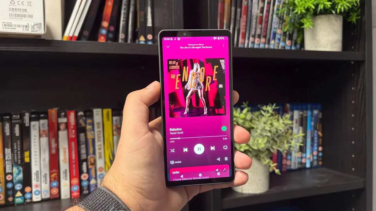  Sony Xperia 10 VIII 