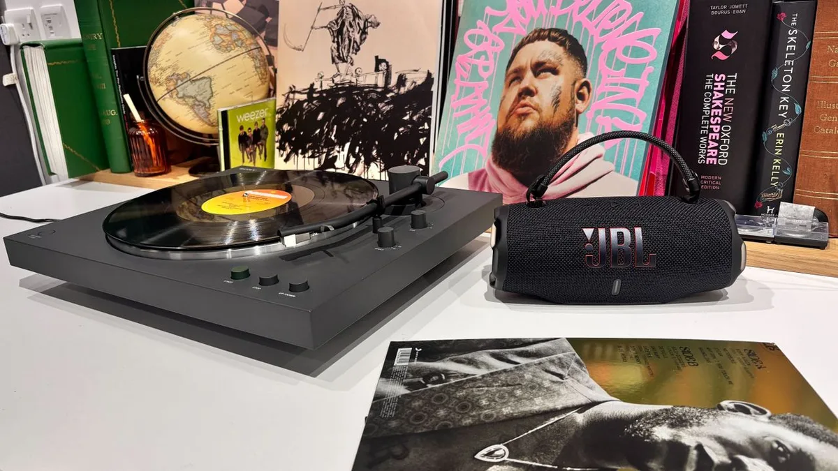  Vinyl on your radio? Discover 4 non-traditional but easy ways to listen to your turntable 